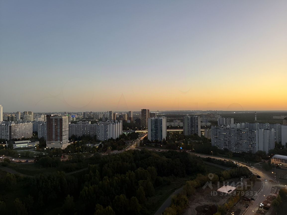 Аренда 2-комн квартиры на вторичном рынке улица Крылатские Холмы, 33к1