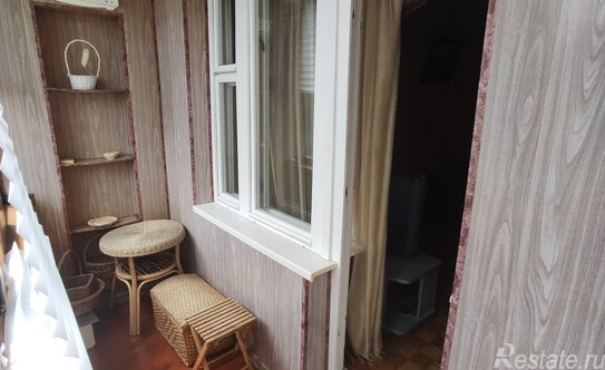 Продажа 2-комн квартиры на вторичном рынке Солнечногорск, Школьная улица,  д. 9