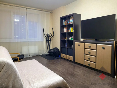 Продажа 1-комн квартиры на вторичном рынке ВНИИССОК, ул. Бородинская,  д. 1