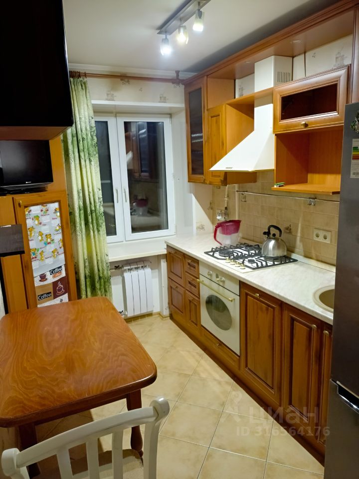 Продажа 1-комн квартиры на вторичном рынке пос. Зеленый, 55