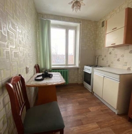 Продажа 1-комн квартиры на вторичном рынке Кронштадтский р-н, Широкая ул.,10