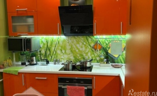 Продажа 3-комн квартиры на вторичном рынке Высокое, Жилинская улица