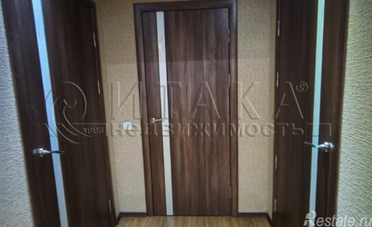 Продажа 4-комн квартиры на вторичном рынке Купчинская ул,  д. 8 к1