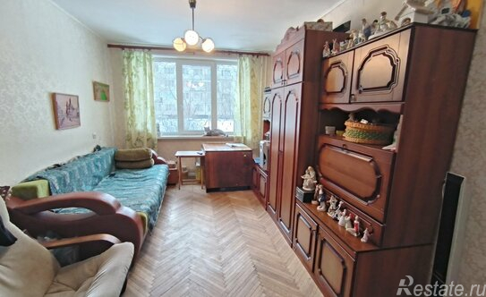 Продажа 3-комн квартиры на вторичном рынке Альпийский переулок,  д. 16