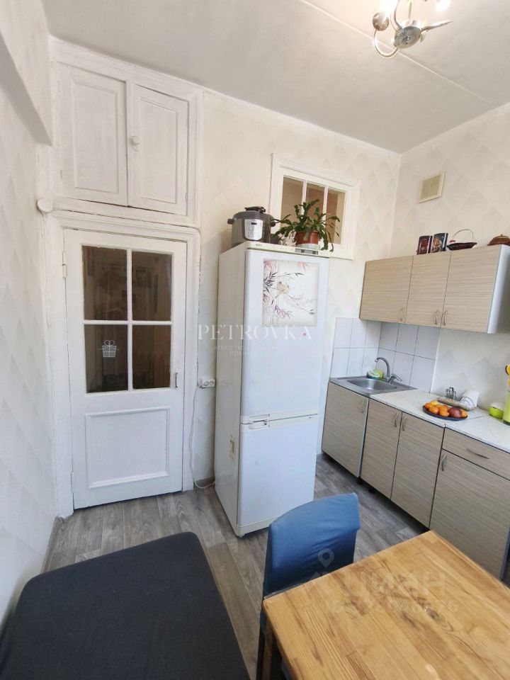 Продажа 2-комн квартиры на вторичном рынке Нелидовская улица, 20К1