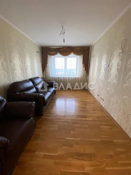 Продажа 2-комн квартиры на вторичном рынке Октябрьский, улица Ленина,  д. 19