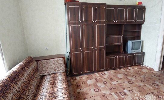 Продажа 3-комн квартиры на вторичном рынке Автовская улица,  д. 2