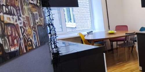 3-комн квартира улица Менжинского, 21