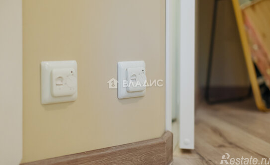 Продажа 1-комн квартиры на вторичном рынке Петрозаводская улица,  д. 16