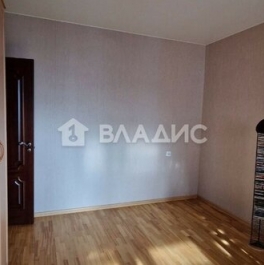 Продажа 2-комн квартиры на вторичном рынке ул Ялтинская,  д. 14