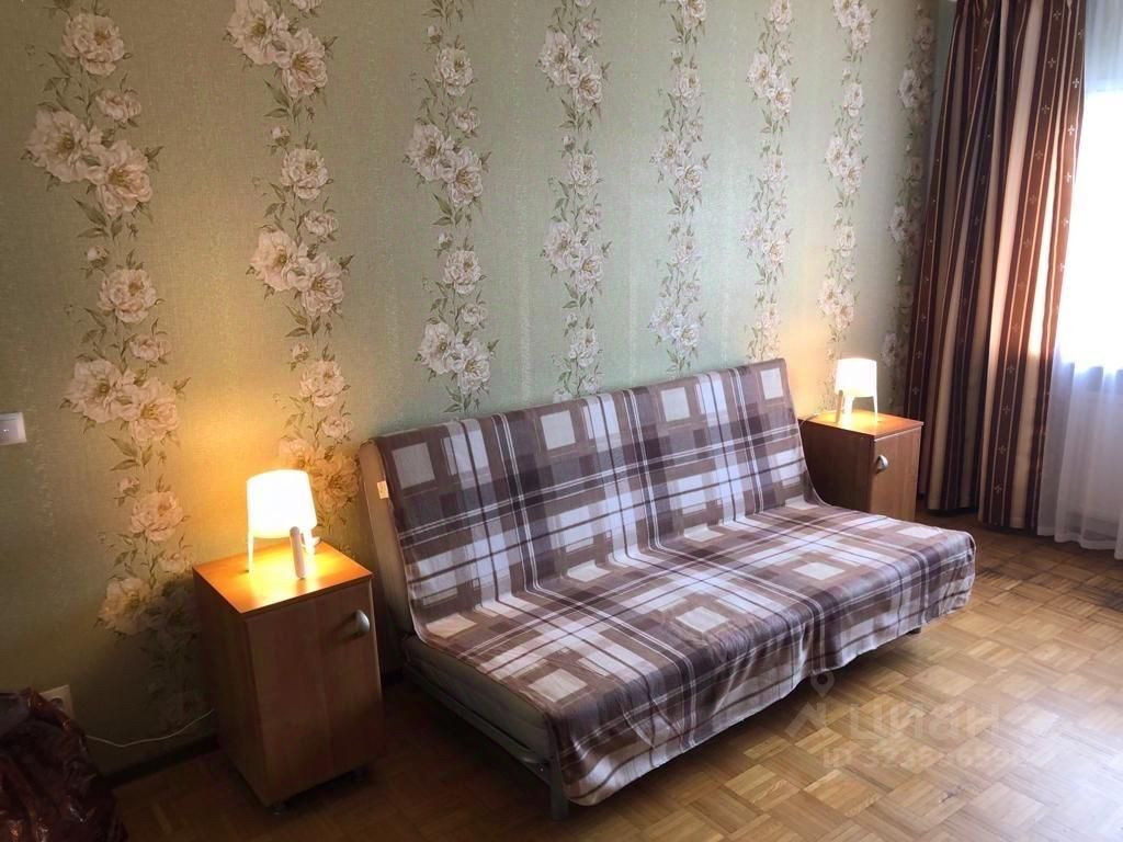 Аренда 1-комн квартиры на вторичном рынке Южный мкр, улица Московская, 10