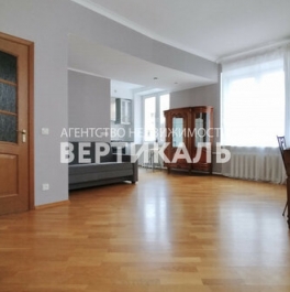 Продажа 3-комн квартиры на вторичном рынке улица Маршала Василевского,  д. 9 к3