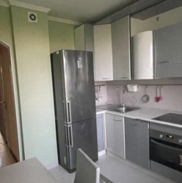 Аренда 2-комн квартиры на вторичном рынке улица Приорова,  д. 30