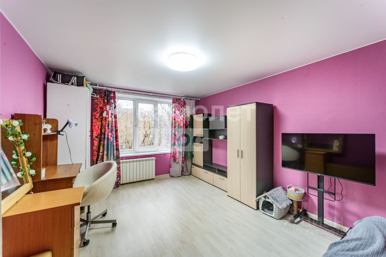 Продажа 1-комн квартиры на вторичном рынке Подольск, Парковая улица,  д. 45