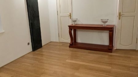 3-комн квартира улица Коммуны, 61