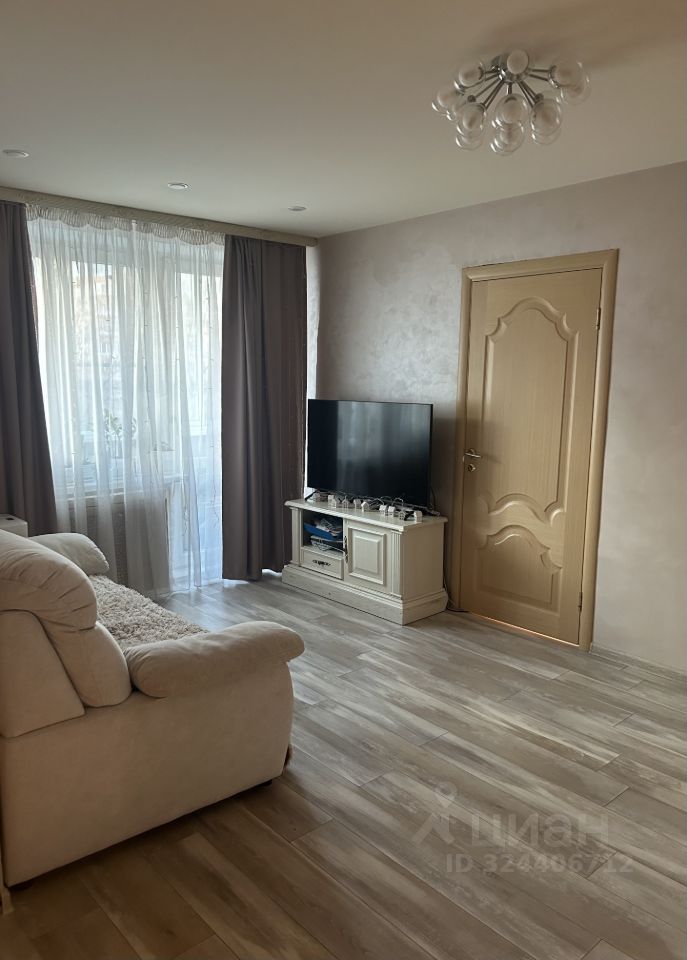 Продажа 2-комн квартиры на вторичном рынке Гражданская 4-я ул