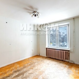 Продажа 2-комн квартиры на вторичном рынке улица Медиков,  д. 4