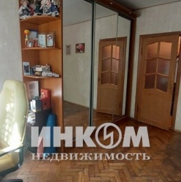 Продажа 3-комн квартиры на вторичном рынке улица Академика Комарова,  д. 11А