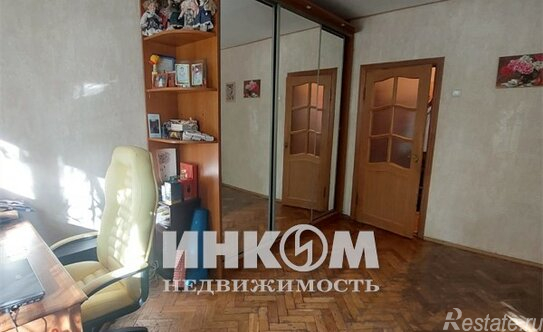 Продажа 3-комн квартиры на вторичном рынке улица Академика Комарова,  д. 11А