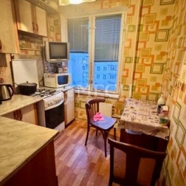 Продажа 2-комн квартиры на вторичном рынке улица Гарибальди,  д. 21 к1