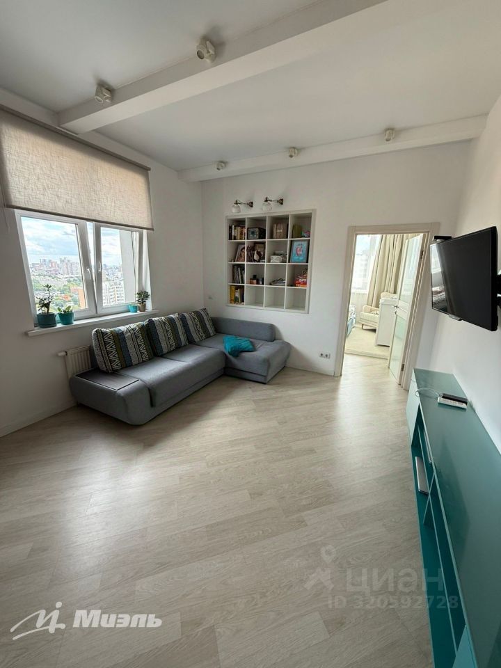 Продажа 2-комн квартиры на вторичном рынке Беломорская улица, 11к1