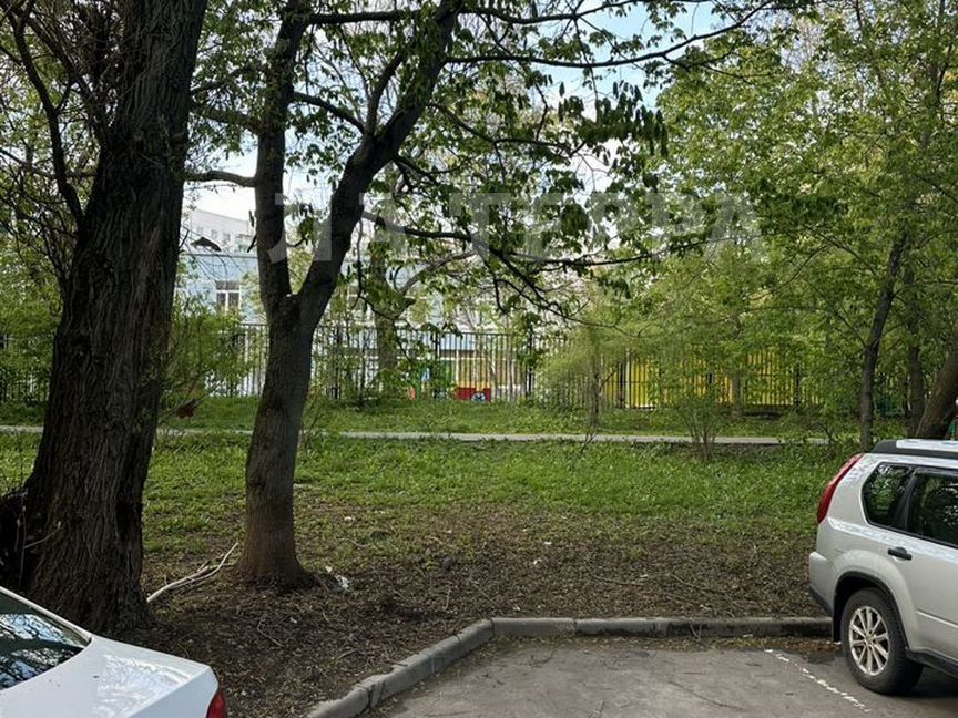 Продажа 1-комн квартиры на вторичном рынке Голубинская ул, 19