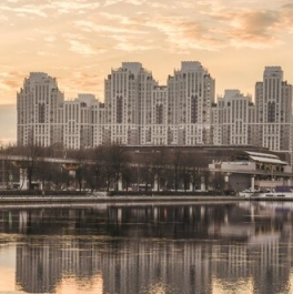 Продажа 2-комн квартиры на вторичном рынке улица Академика Королёва,  д. 21