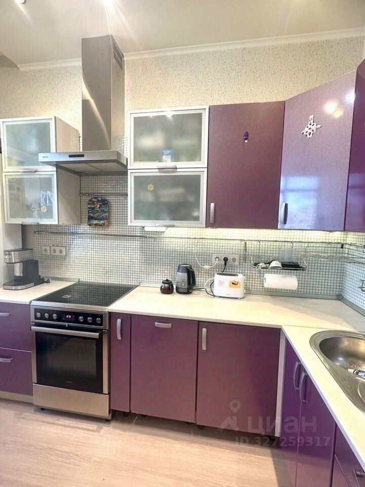 Продажа 1-комн квартиры на вторичном рынке Дунайский проспект, 7к3