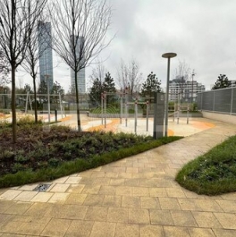 Продажа 3-комн квартиры на вторичном рынке улица Сергея Бондарчука