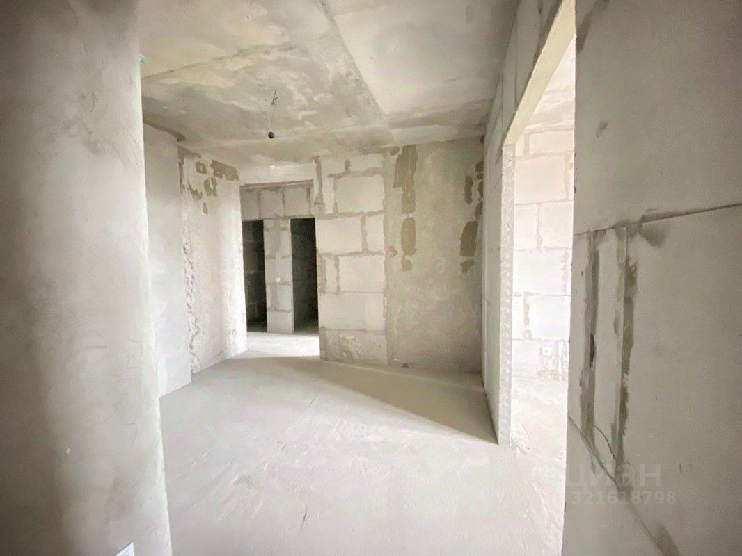 Продажа 3-комн квартиры на вторичном рынке Центральный мкр, улица Кирова, 17к1