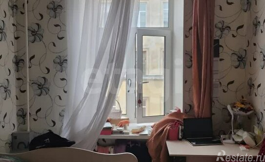 Продажа 4-комн квартиры на вторичном рынке Загородный пр-кт,  д. 21-23