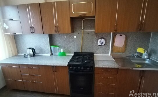 Продажа 1-комн квартиры на вторичном рынке Кириши, ул Строителей,  д. 2