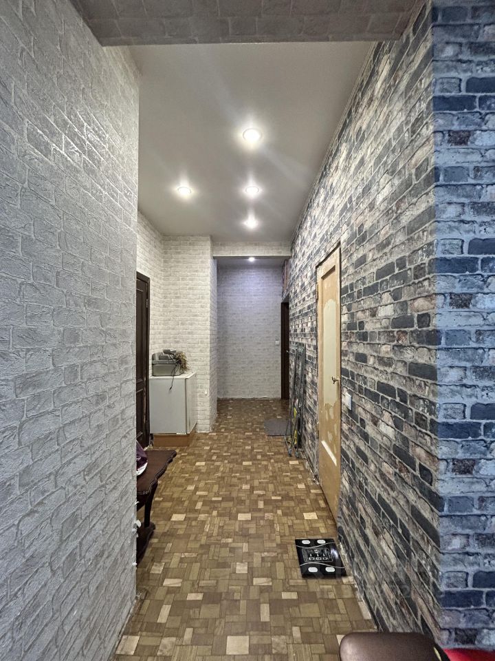 Продажа 3-комн квартиры на вторичном рынке улица Металлургов, 23/13