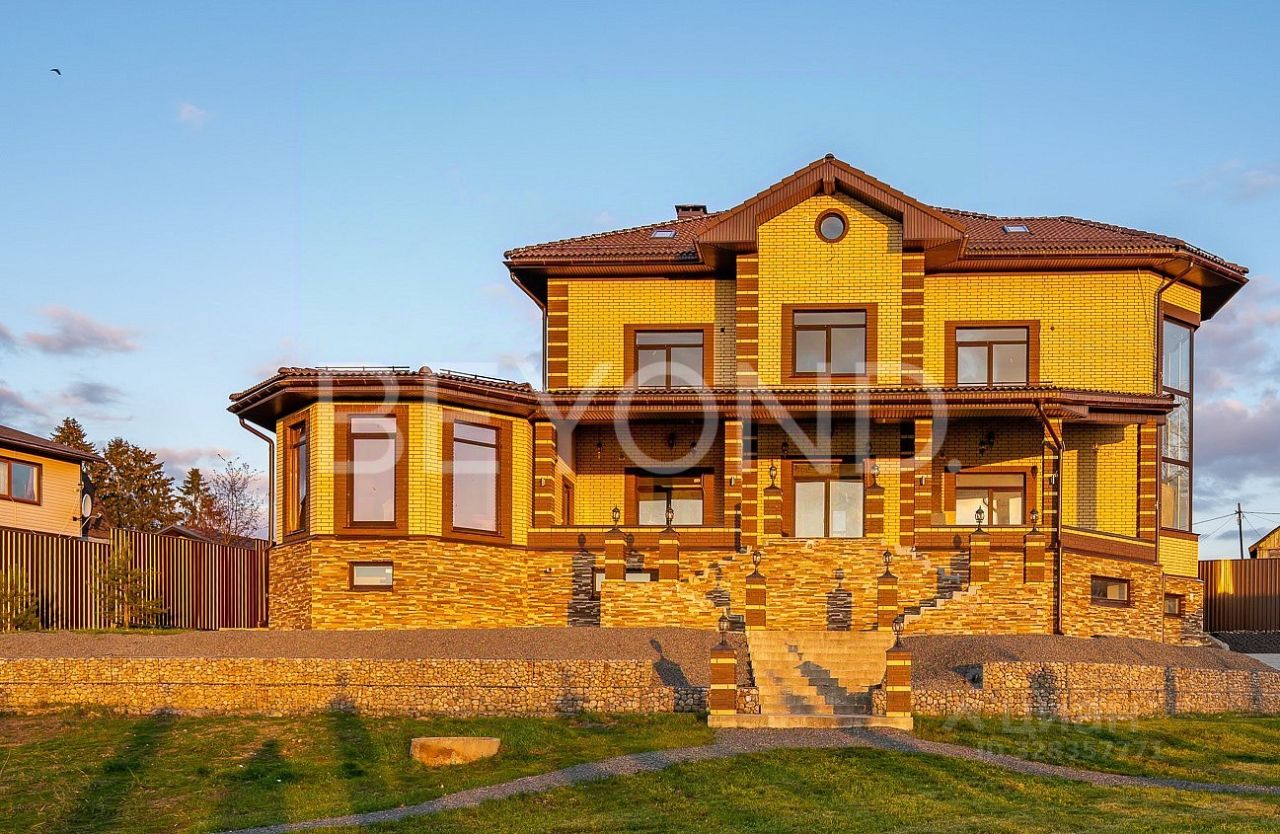 Продажа дома пос. Ленинское, улица Советская, 27