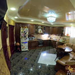 Продажа 5-комн квартиры на вторичном рынке Клин г, Победы ул,  д. 26к5
