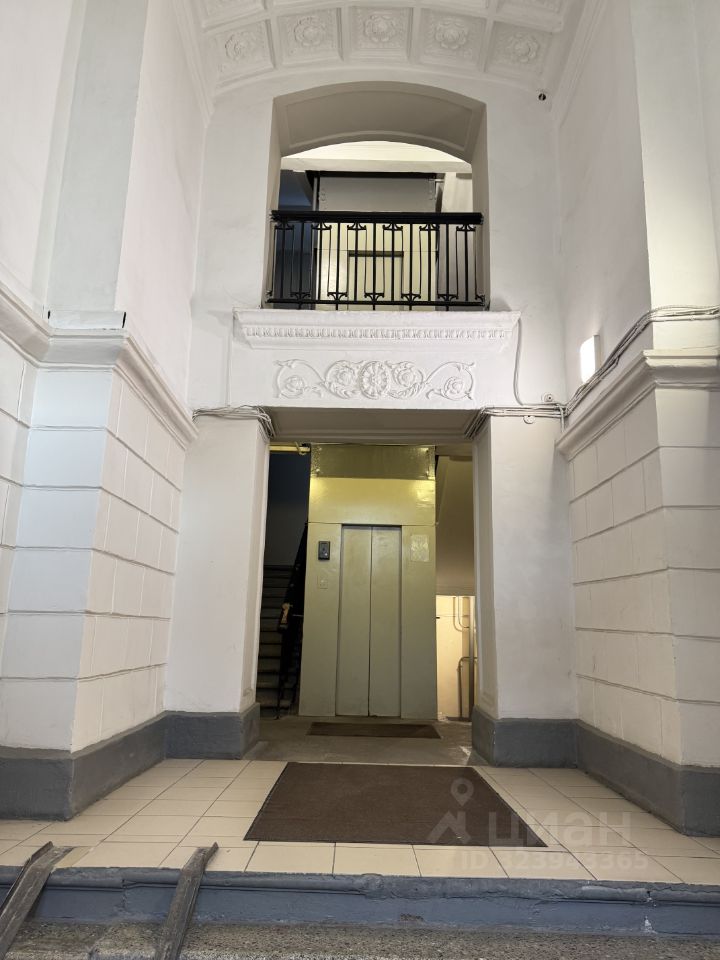 Продажа 3-комн квартиры на вторичном рынке Краснохолмская набережная, 1/15