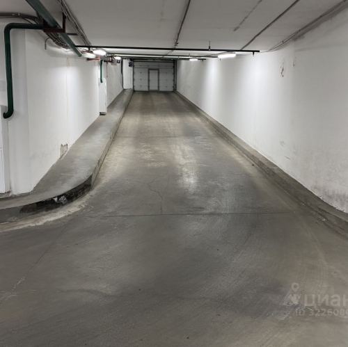 Гараж/парковка б-р Яна Райниса,  д. 4,  к. 3