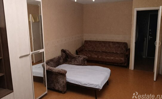 Продажа 1-комн квартиры на вторичном рынке Измайловский проспект,  д. 93 к3