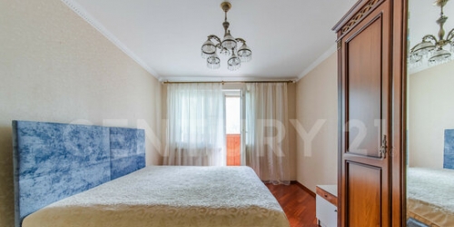 3-комн квартира Камышовая улица,  д. 14