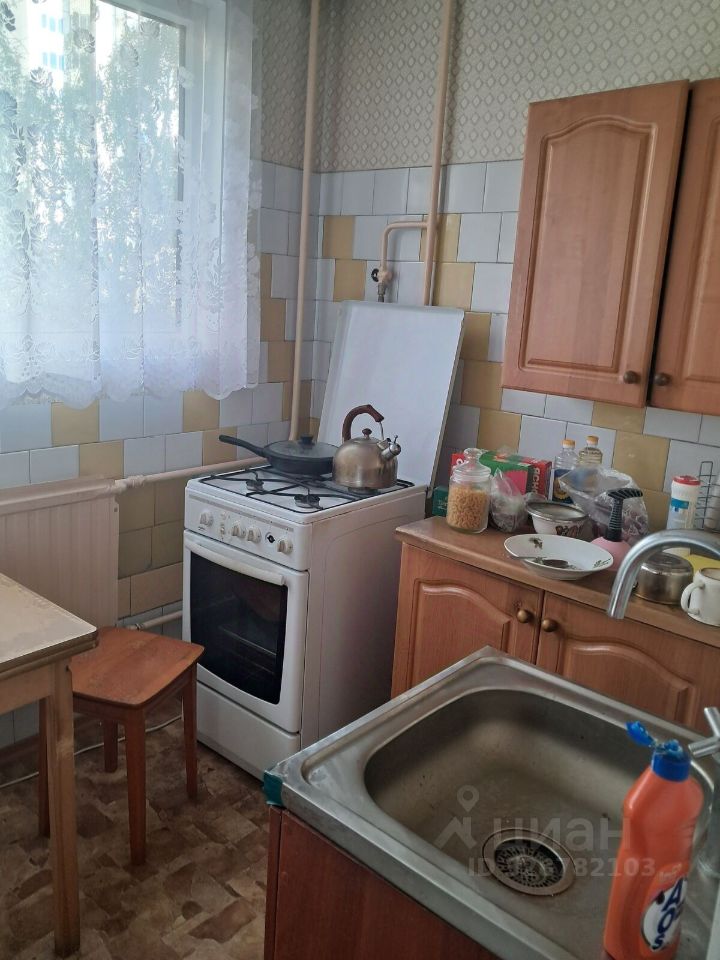 Продажа 2-комн квартиры на вторичном рынке проспект Королева, 15/30