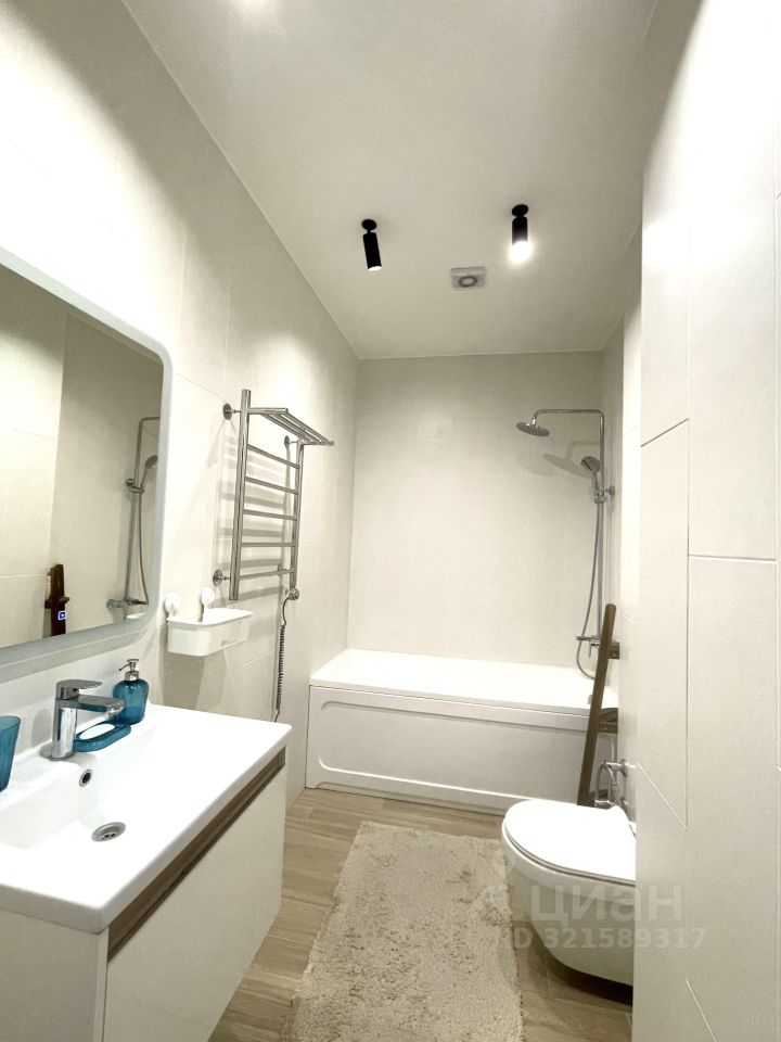 Продажа 2-комн квартиры на вторичном рынке Рублевское шоссе, 101