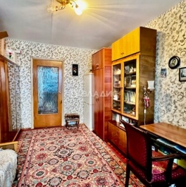 Продажа 2-комн квартиры на вторичном рынке проспект Славы