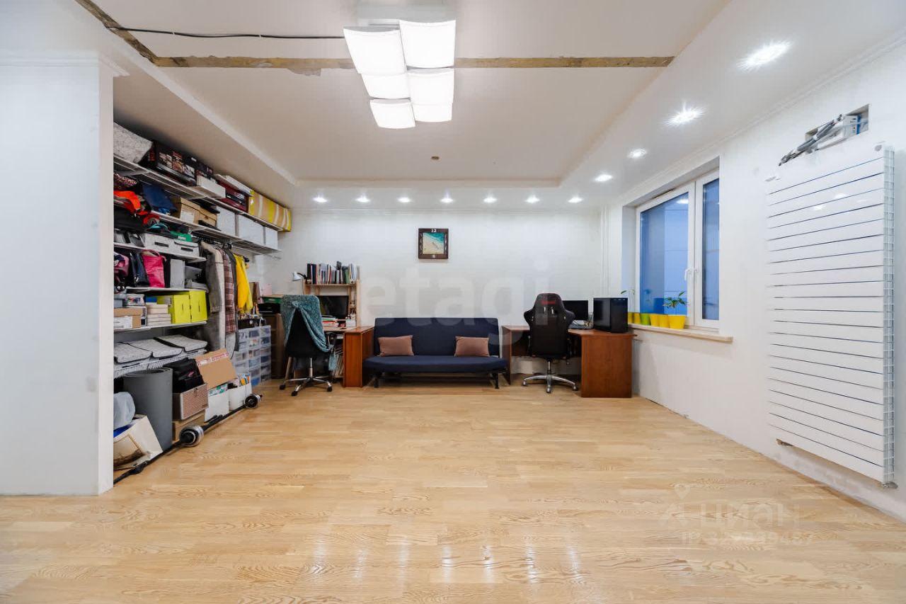 Продажа 3-комн квартиры на вторичном рынке Кудрово г., улица Пражская, 5