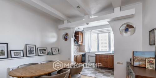 4-комн квартира Осенняя улица,  д. 14