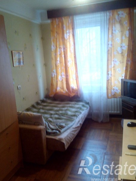 Продажа 3-комн квартиры на вторичном рынке Колпино г, Красных Партизан ул ,  д. 8