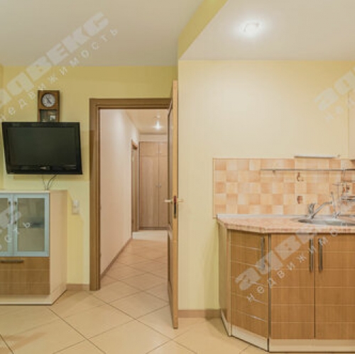 3-комн квартира ул Ижорская,  д. 11