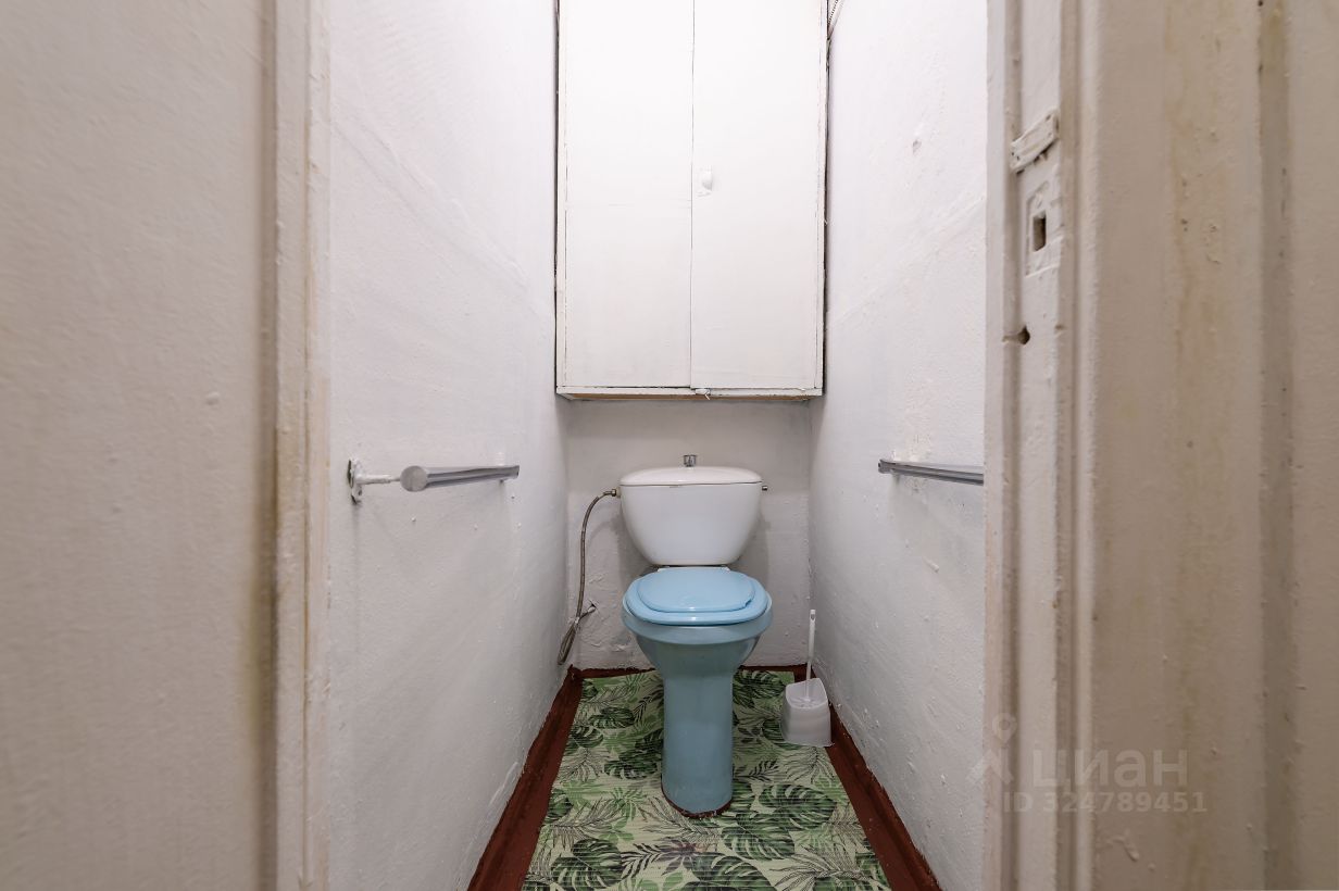 Продажа 2-комн квартиры на вторичном рынке проспект Большевиков, 63К2