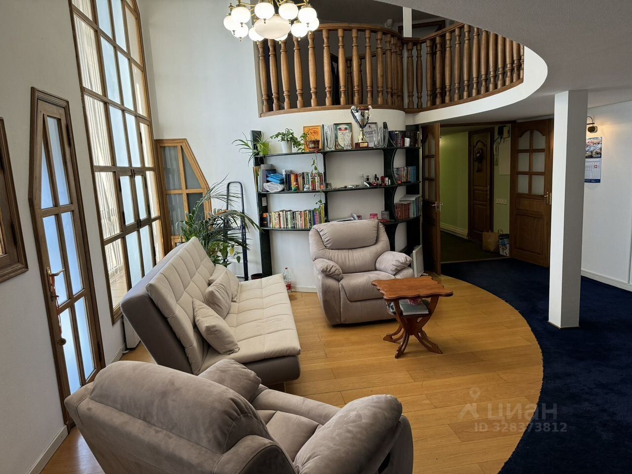 Продажа 5-комн квартиры на вторичном рынке Московский проспект, 220