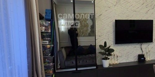 3-комн квартира улица Паршина, 10