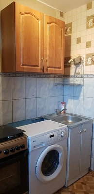 Продажа 2-комн квартиры на вторичном рынке Ломоносов, Жоры Антоненко ул,  д. 16